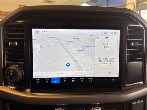 Certified 2025 Ford F150 Lightning XLT image 5