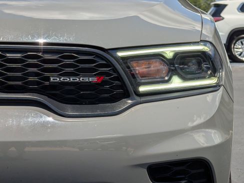 Used 2025 Dodge Durango GT AWD/4WD image 9