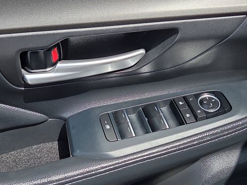 Used 2024 Toyota Grand Highlander XLE FWD image 15