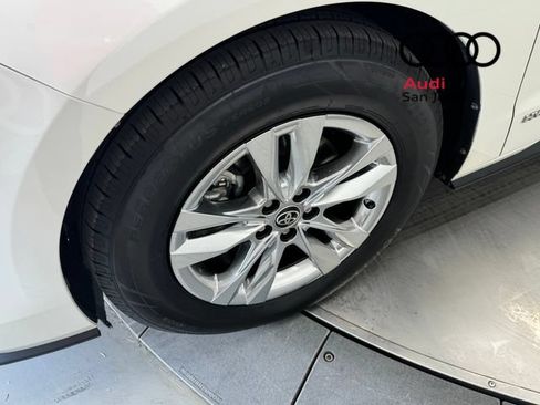 Used 2021 Toyota Sienna Limited FWD image 7