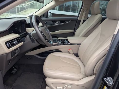 Certified 2022 Lincoln Nautilus Reserve w/ Equipment Group 201A image 19