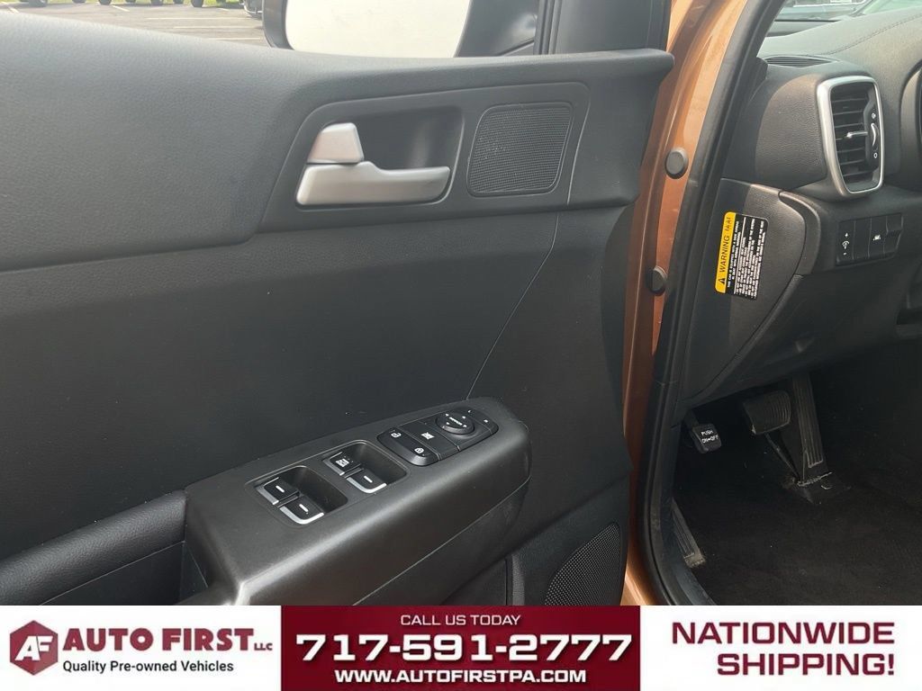 Used 2020 Kia Sportage LX AWD/4WD image 5