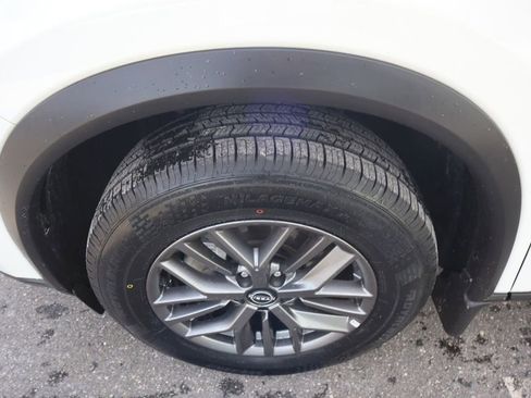 Certified 2025 Nissan Rogue S image 11