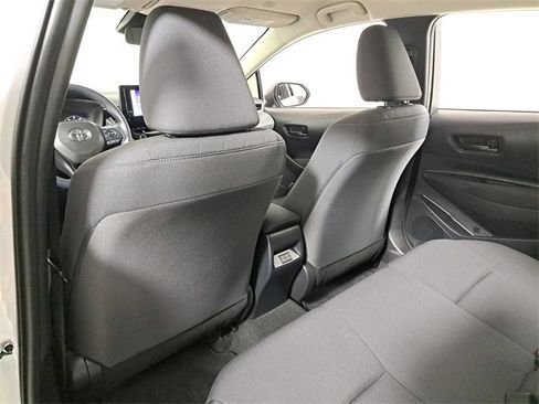 Used 2023 Toyota Corolla LE image 11