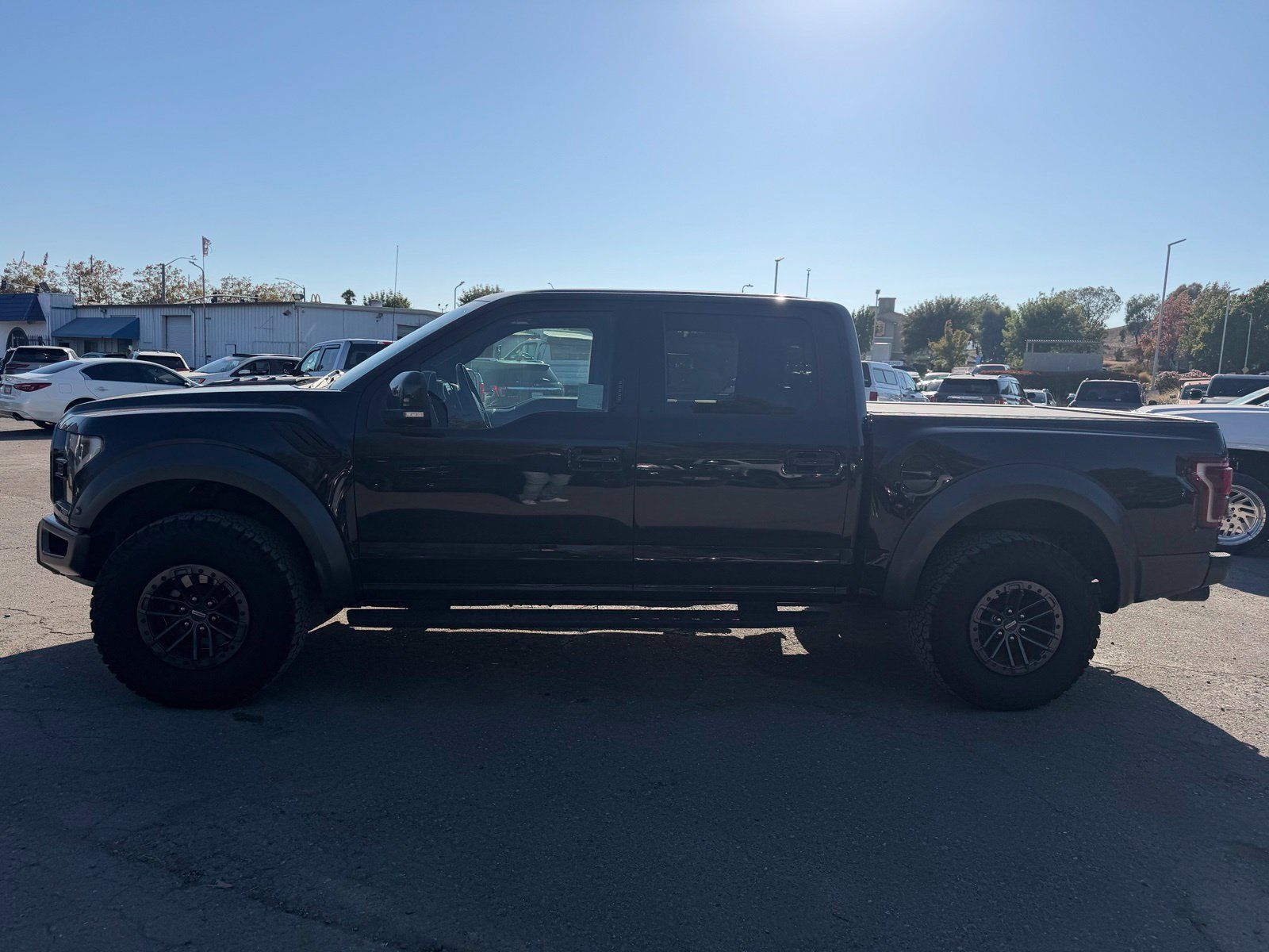 Used 2019 Ford F150 Raptor w/ Equipment Group 802A Luxury AWD/4WD image 2