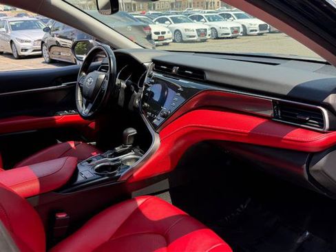 Used 2019 Toyota Camry XSE w/ Carpet Mat Package FWD image 14