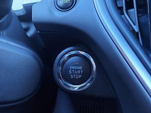 Used 2024 Subaru Crosstrek 2.0i Premium image 44