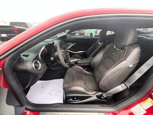 Used 2021 Chevrolet Camaro ZL1 RWD image 14