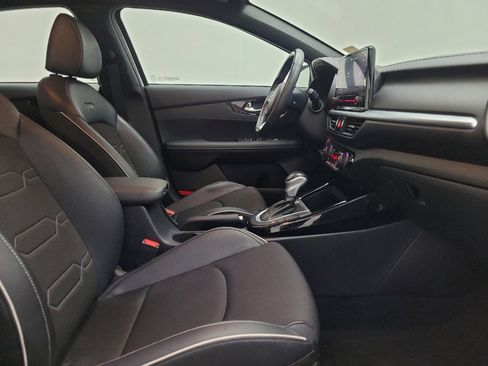 Used 2022 Kia Forte GT-Line image 21