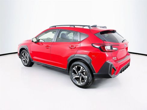 Used 2024 Subaru Crosstrek 2.0i Premium AWD/4WD image 9