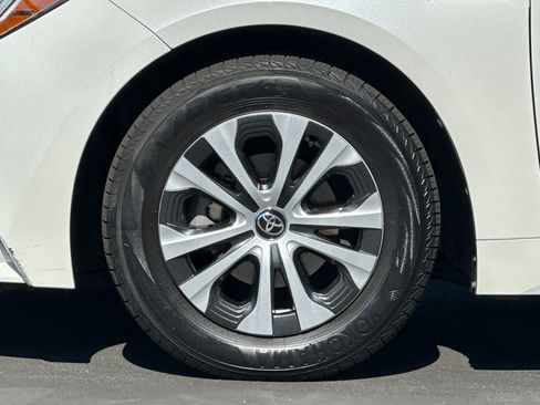 Certified 2021 Toyota Corolla LE w/ Carpet Mat Package (TMS) FWD image 25