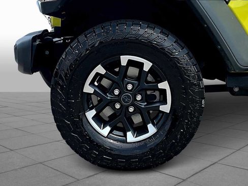 Used 2024 Jeep Wrangler Unlimited Rubicon 4xe image 10