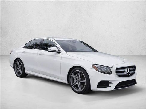 Certified 2019 Mercedes-Benz E 300 image 3