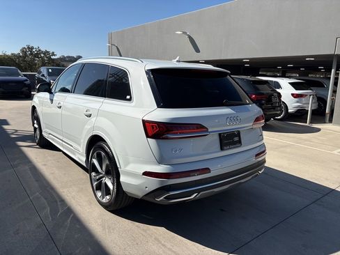 Used 2023 Audi Q7 3.0T Prestige w/ Prestige Package image 8
