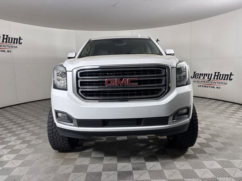 Used 2019 GMC Yukon SLT RWD image 2