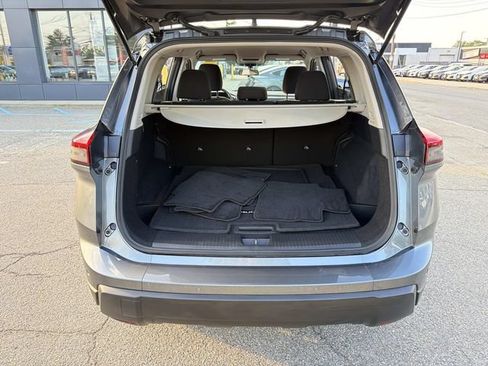 Used 2025 Nissan Rogue S AWD/4WD image 8