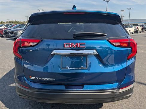 Used 2020 GMC Terrain SLE image 4