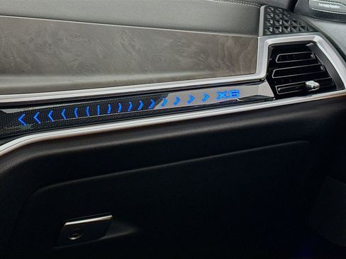 Used 2024 BMW X6 xDrive40i w/ Premium Package image 16