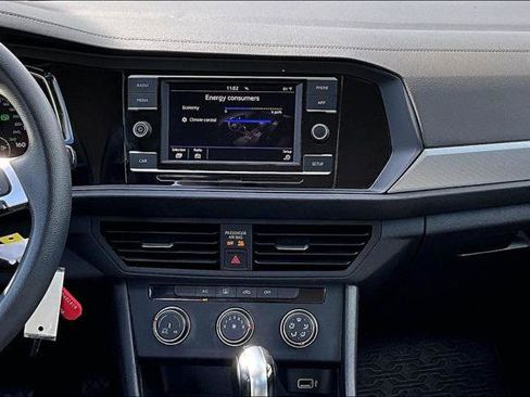 Used 2019 Volkswagen Jetta S w/ Driver Assistance Package FWD image 19