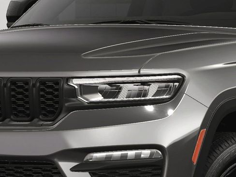 New 2025 Jeep Grand Cherokee Limited w/ Black Appearance Package image 22