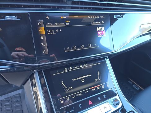 Certified 2026 Audi Q7 3.0T Premium Plus AWD/4WD image 20