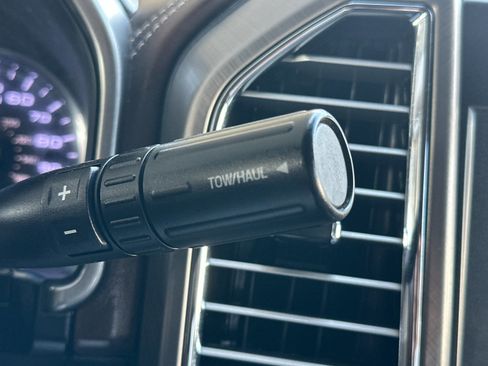 Used 2018 Ford F350 Limited image 21