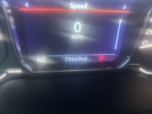 Used 2021 GMC Yukon SLE image 21