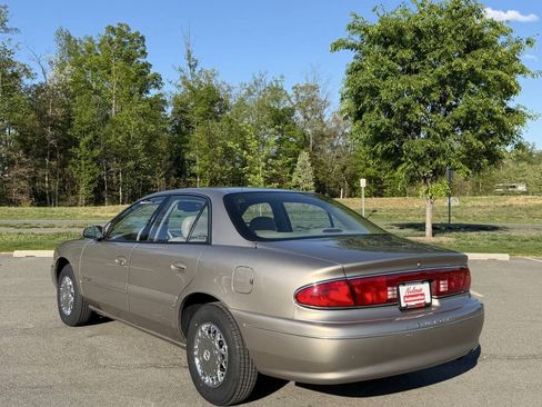 Used 2002 Buick Century Limited FWD image 3