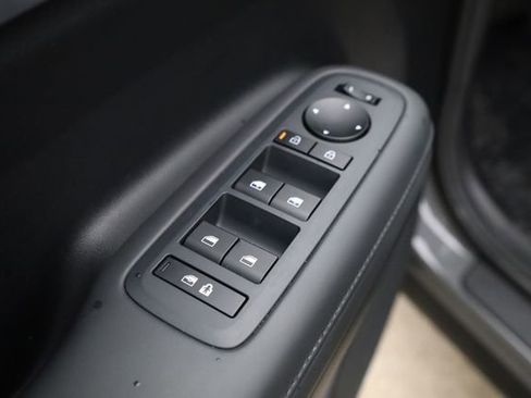 Certified 2025 Hyundai Santa Fe SEL image 15