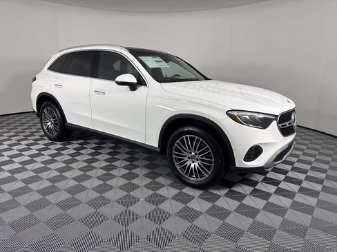 Certified 2026 Mercedes-Benz GLC 300 4MATIC image 8