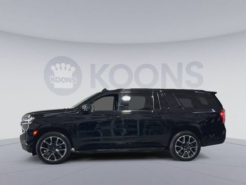 Used 2023 Chevrolet Suburban RST w/ Luxury Package AWD/4WD image 7