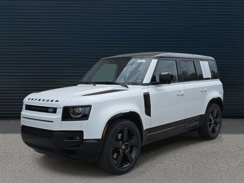 New 2025 Land Rover Defender 110 V8 image 1