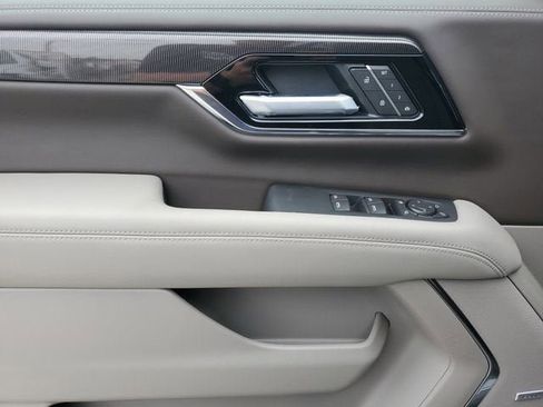 New 2026 GMC Yukon XL Elevation w/ Elevation Premium Package image 17