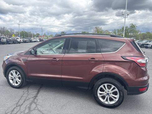 Used 2018 Ford Escape SE AWD/4WD image 8