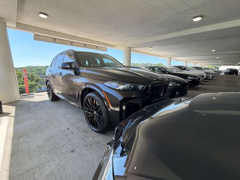 Certified 2025 BMW X5 M60i AWD/4WD image 11