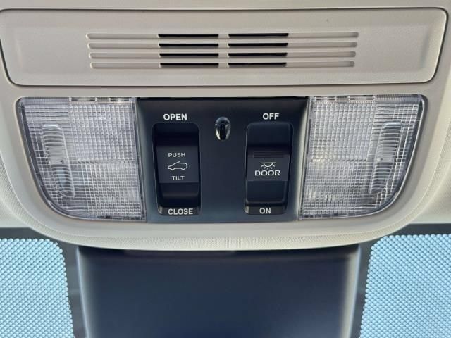 Used 2025 Honda Odyssey EX-L image 34