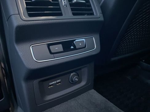 Used 2024 Audi SQ5 Premium Plus image 21