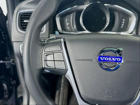 Used 2016 Volvo S60 T6 image 34