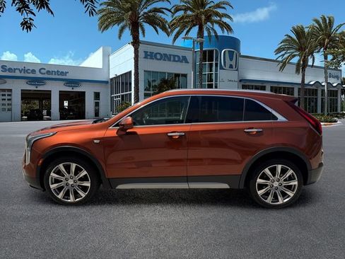 Used 2019 Cadillac XT4 Premium Luxury FWD image 5