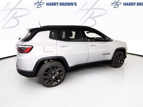 New 2026 Jeep Compass Limited AWD/4WD image 31