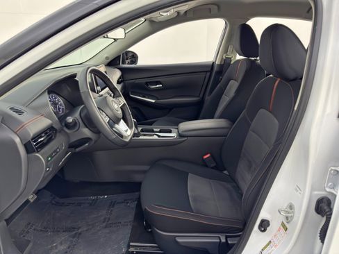 Used 2023 Nissan Sentra SR w/ Midnight Edition Package image 15