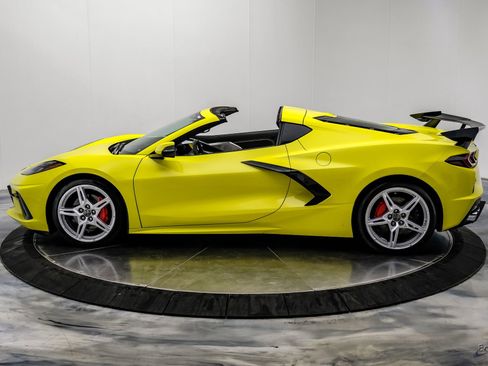 Used 2021 Chevrolet Corvette Stingray Premium Cpe w/ 3LT RWD image 10
