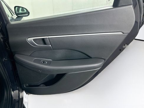 Used 2025 Hyundai Sonata SEL FWD image 28