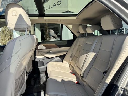 Used 2022 Mercedes-Benz GLE 350 image 8