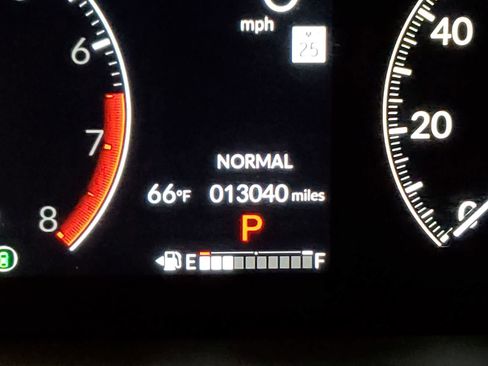 Used 2024 Honda Pilot TrailSport image 15