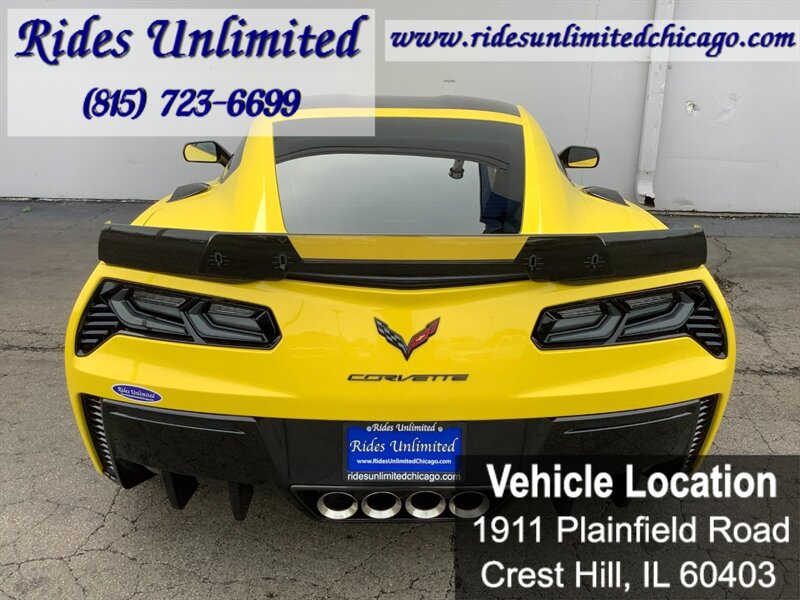 Used 2017 Chevrolet Corvette Z06 w/ Z07 Performance Package RWD image 8