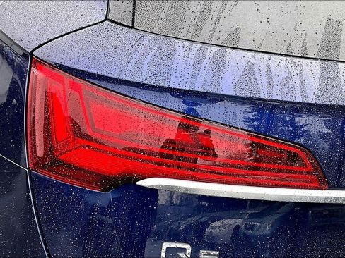 Used 2022 Audi Q5 2.0T Premium Plus image 22