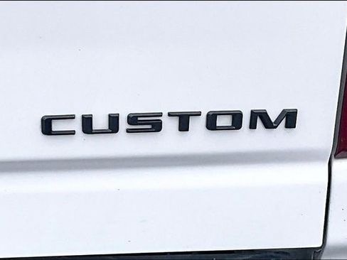 Used 2023 Chevrolet Silverado 2500 Custom w/ Custom Value Package image 25