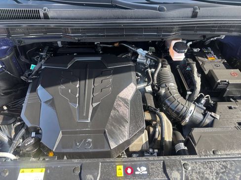 Used 2026 Kia Carnival FWD image 33