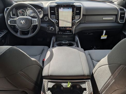 New 2026 RAM 1500 4x4 Crew Cab image 8